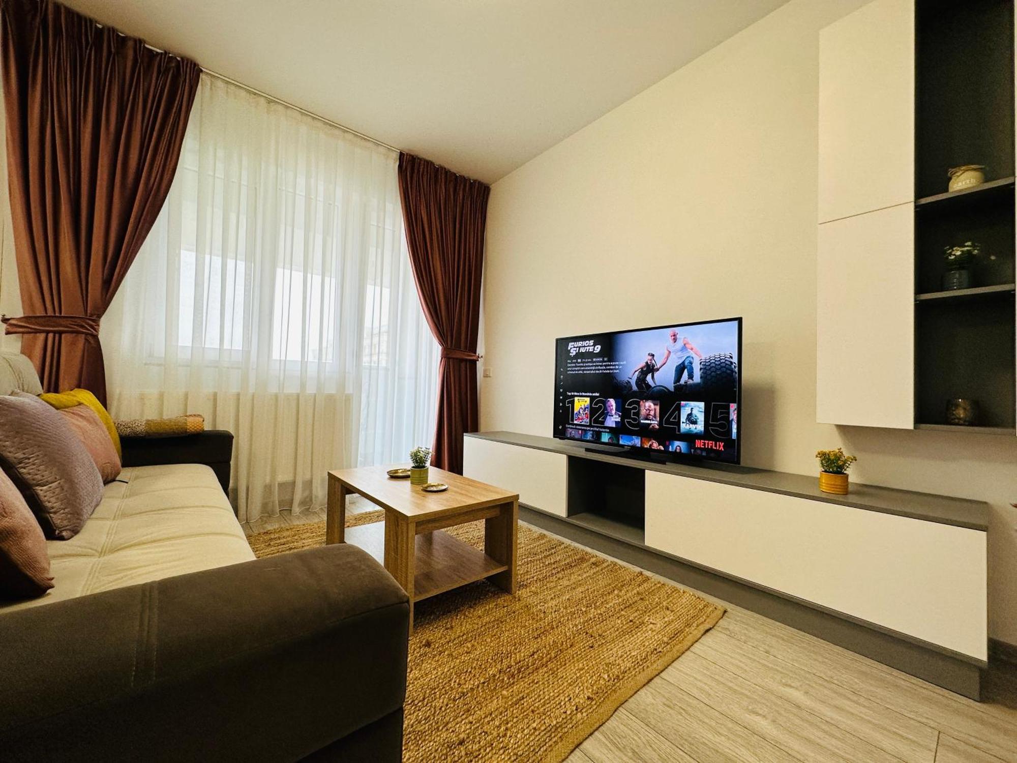 Palas Retreat - Q Residence Iasi Exterior photo